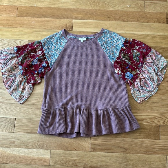 Umgee size medium ruffle sleeve top - Picture 5 of 6